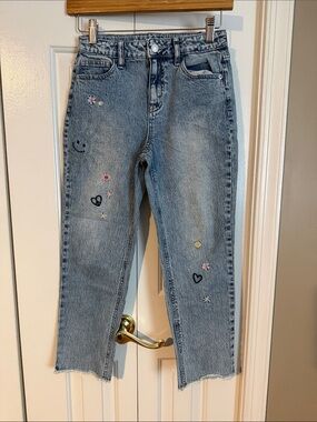 Cat & Jack Light Blue Embroidered Cropped Jeans